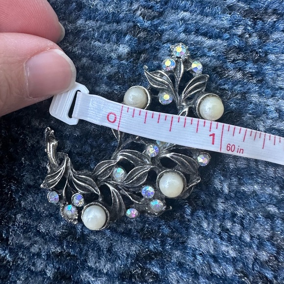 Vintage Aurora Borealis Faux Pearl Pin Brooch - Picture 8 of 8